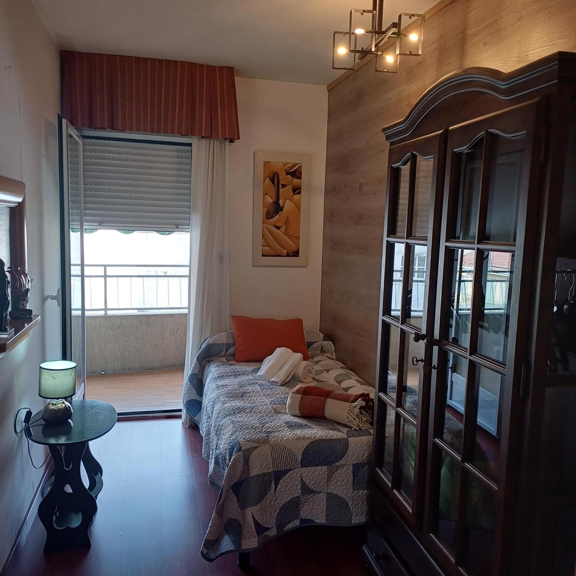 Piso Compartido Con Habitaciones Independientes Maracena ภายนอก รูปภาพ